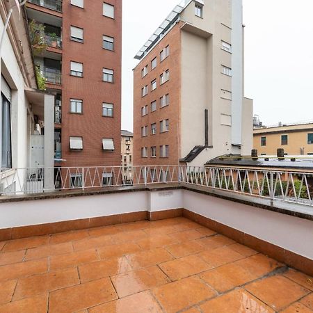 Sant'Ambrogio Bright Apartment With Terrace 밀라노 외부 사진