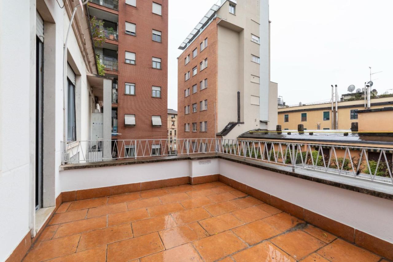 Sant'Ambrogio Bright Apartment With Terrace 밀라노 외부 사진